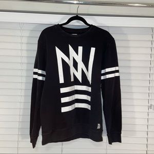 NON GRADA Crewneck